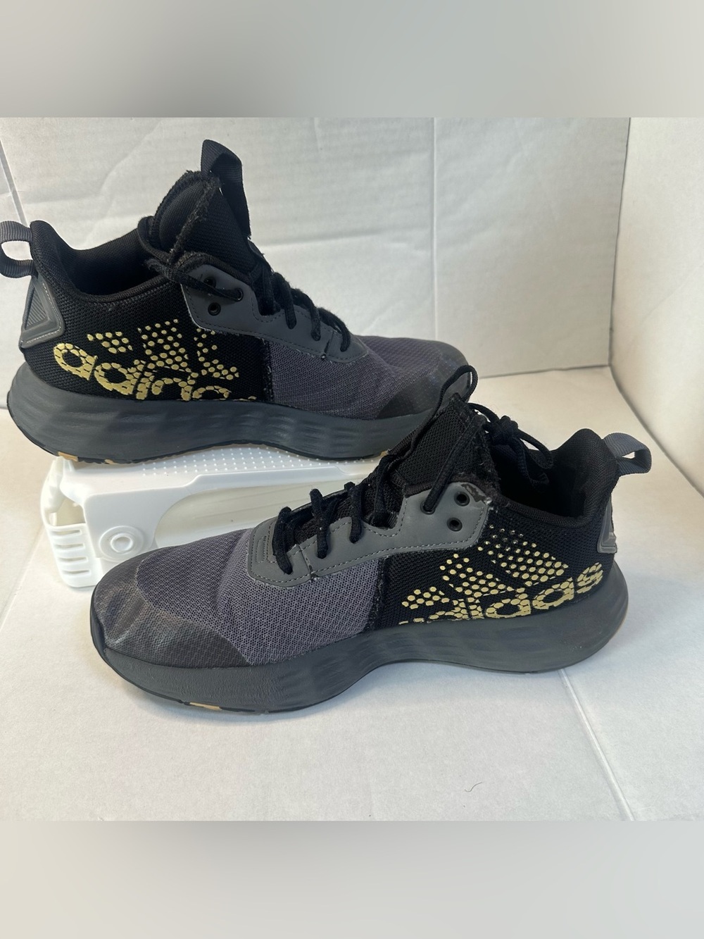 Adidas Own The Game 2.0 Men's 7 Basketball Shoes Grey/Matte Gold